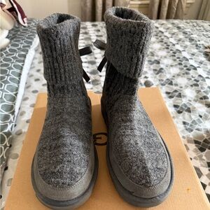 UGG Classic Mini Cabelle Knit Boots in Gray